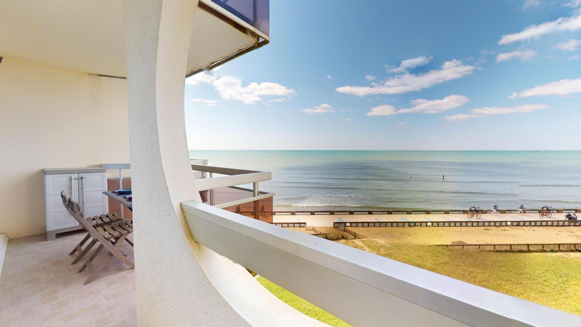 Panoramic View Face Mer Сен-Жиль-Круа-де-Ві Екстер'єр фото
